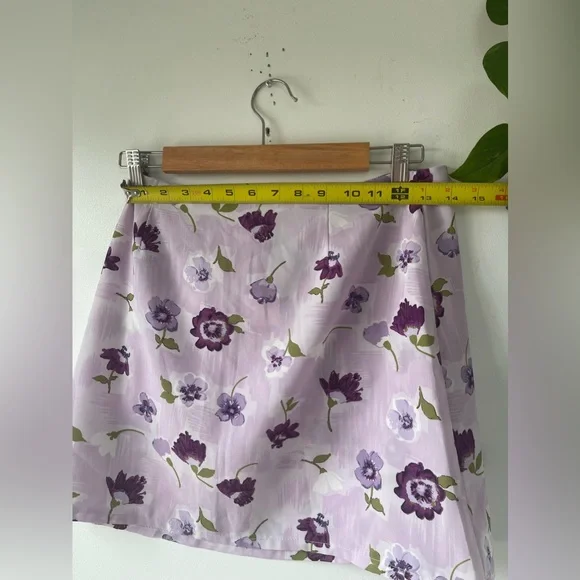 90’s mini skirt - Picture 2 of 3